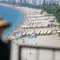Antalya'da yüksek nem ve sıcak bunalttı