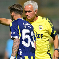 Fenerbahçe, Portimonense'yi iki golle mağlup etti