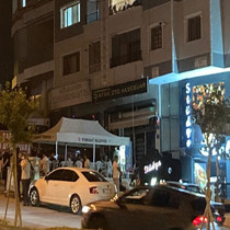 Aidat ödemesi isteyen apartman yöneticisini bıçakla öldürdü