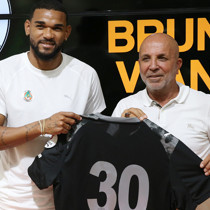 Alanyaspor'da 4 transfer için imza töreni