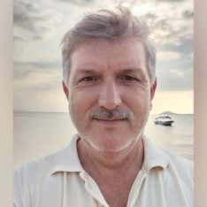 2 çocuk babası arı saldırısında öldü, haberi alan eşi kalp krizi geçirdi
