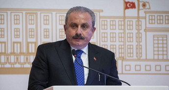 Ogrencilerin Etek Ve Pantolon Boyunu Olcen Mudur Gorevden Alindi