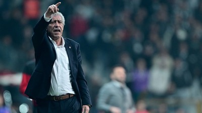 Fernando Santos: "Hakemlerle ilgili konuşmayı sevmiyorum ama hakkımızı da yedirmem"