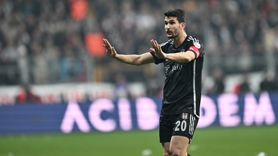 Necip Uysal'dan penaltı tepkisi: "Her maçta penaltı pozisyonları oluyor bize karşı"