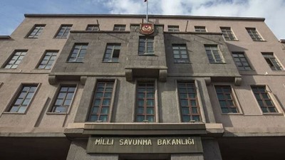 Pençe-Kilit Operasyonu bölgesinde çok sayıda silah ve mühimmat imha edildi