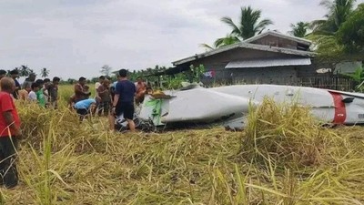 Filipinler’de küçük uçak düştü: Çok sayıda ölü var