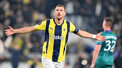 Edin Dzeko'dan Fenerbahçe tarihine geçen gol