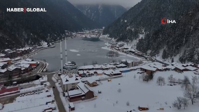 Uzungöl buz tuttu