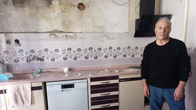 Düşen mutfak dolabı az kalsın faciaya neden oluyordu
