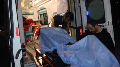 Aksaray'da gençlerin kavgasında kan aktı
