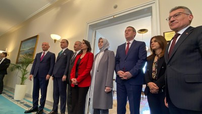 DEM Parti heyetinden Meclis'te temaslar