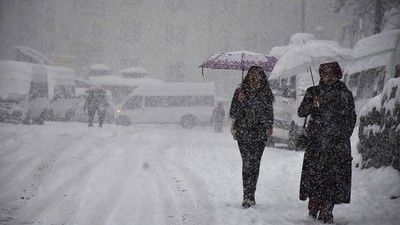 Hava buz kesecek! İstanbul'da bu bölgelerde kar sürprizi olabilir, yoğun karı ise 2 il alacak
