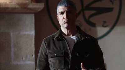 Özcan Deniz'e ağabeyinden şok bir suçlama daha!
