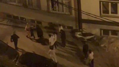 Sokakta şiddete uğrayan kadına hemcinslerinden iğrenç sözler: "Vur hak etti"