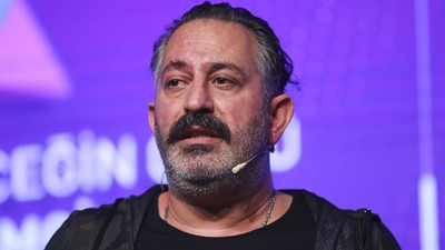 Cem Yılmaz'dan Volkan Konak mesajı: Eserleriyle yaşayacak tesellisi ile avunacağız