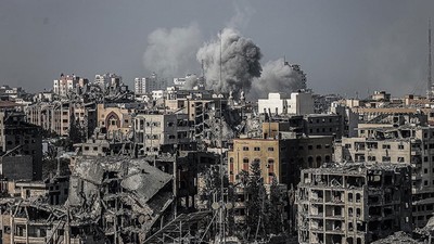 İsrail'in Gazze'ye gece düzenlediği saldırıda en az 5 kişi öldü