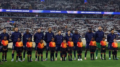 Aston Villa - PSG maçında büyük skandal! Futbolcular neye uğradığını şaşırdı