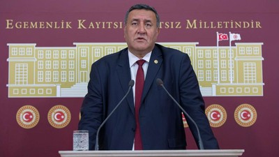 CHP'li Gürer'den zirai don sonrası çağrı: Çiftçilerin borçları ertelensin