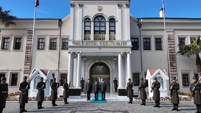Orgeneral Bayraktaroğlu'dan 1'inci Ordu Komutanlığı'nda inceleme