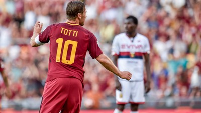 Totti iddialı konuştu: Real Madrid'e dönecek ve dünyanın en iyilerinden biri olacak!