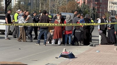 Konya'da feci kaza! Otomobilin çarptığı çocuktan 1'i öldü, diğeri ise ağır yaralandı