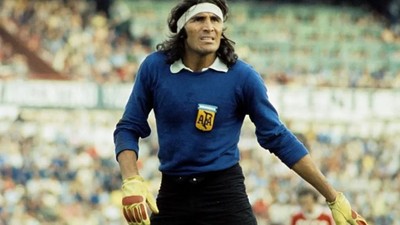 Efsane futbolcu hayatını kaybetti!