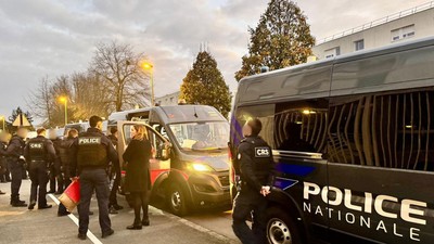 Fransa’da bir okulda bıçaklı saldırı faciası: 1 can kaybı, 3 yaralı