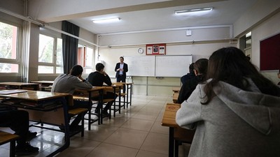 15 bin sözleşmeli öğretmen alımı için başvurular bugün sona eriyor