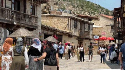 Frig Vadisi bu bayramda ziyaretçilerin gözdesi oldu
