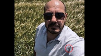 Tarlada selfie yaparken öyle bir şey fark etti ki... Aniden harekete geçti!