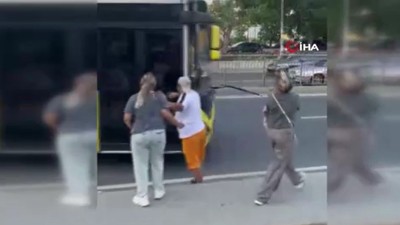 İETT şoförü aracı yolcuların üzerine sürdü