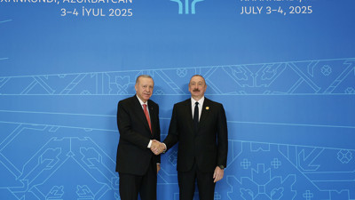Aliyev: 44 Günlük vatan muharebesi zamanı Ermenistan'ı darmadağın ettik