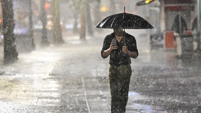 Bu şehirlerde yaşayanlar dikkat! Meteoroloji 12 Temmuz Cumartesi günü gök gürültülü sağanak yağış için uyardı!