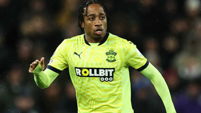 Beşiktaş: Kyle Walker-Peters transferinden vazgeçtik