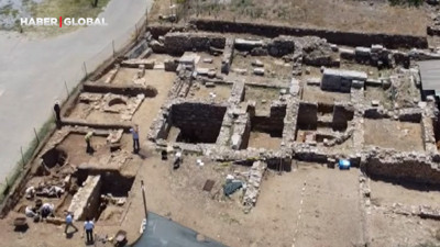 Çanakkale'de 11'inci yüzyıla ait mezarlar bulundu!