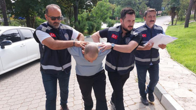 Kırmızı bültenle aranan cinayet şüphelisi ve suç örgütü üyesi Gürcistan'da yakayı ele verdi