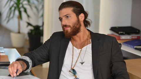 Can Yaman'a şok! O soruya verdiği yanıt dizisinin kaldırılmasına neden oldu