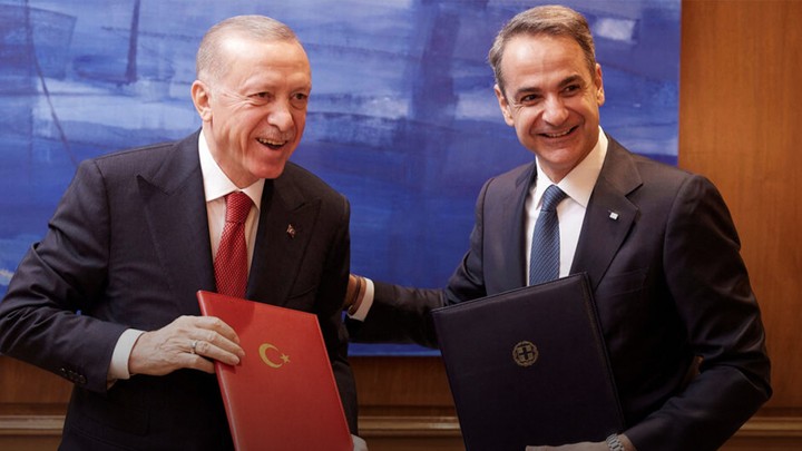 93 yıl sonra gelen tarihi imzalar