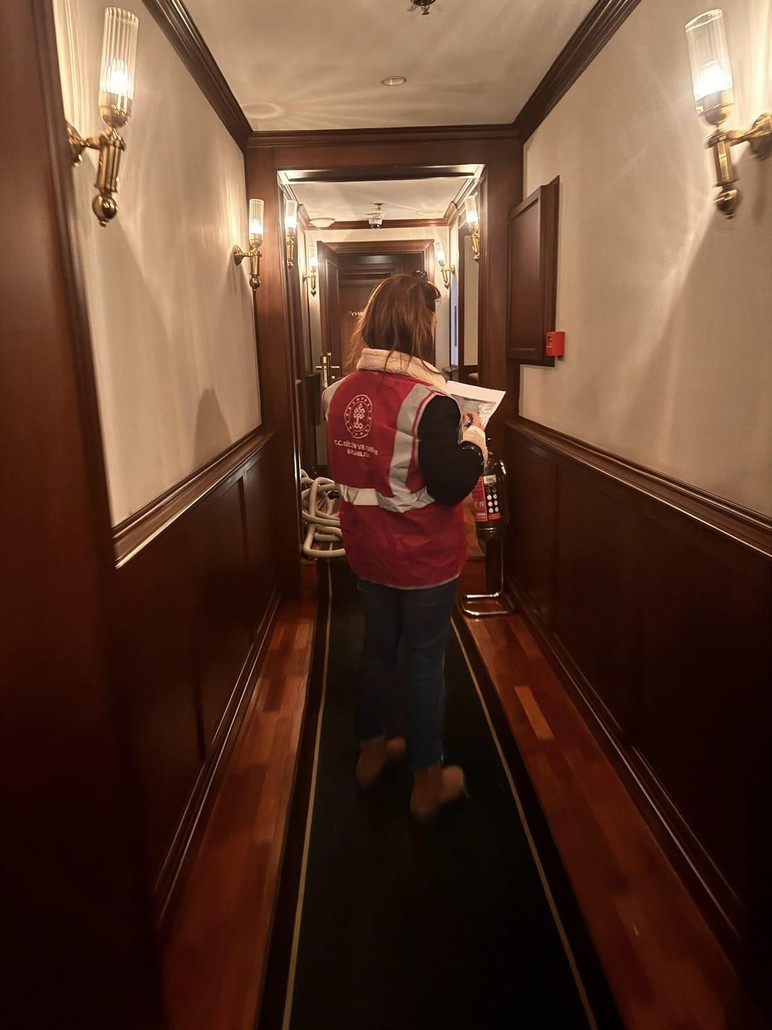 Bebek, Arnavutköy, Kuruçeşme ve Ortaköy sahil şeridinde 23 taşınmazda aykırılık tespit edildi - Resim : 1