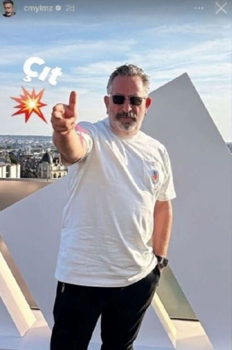 Cem Yılmaz da o akıma uydu! Efsane pozu verdi - Resim : 1