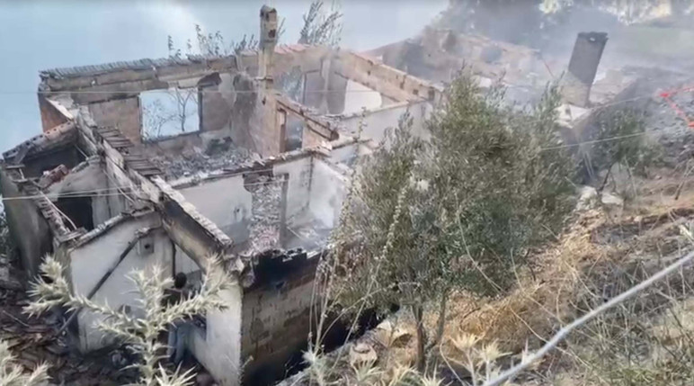 İzmir'deki yangınlar büyüyor! Acı haber geldi - Resim : 3