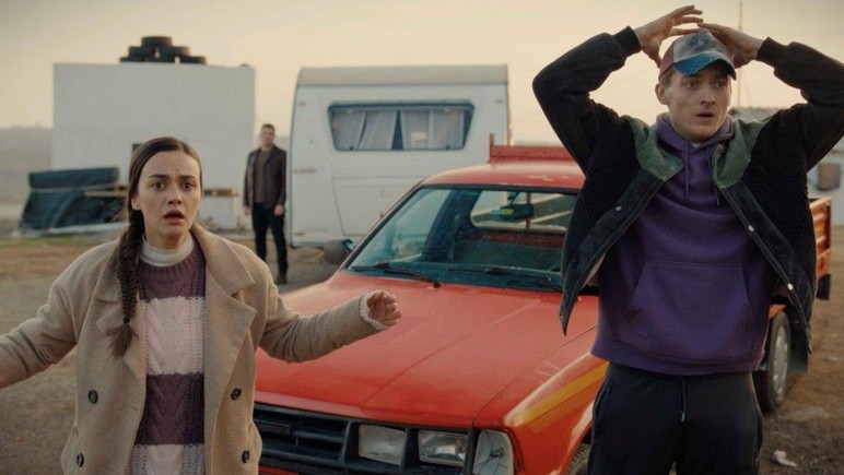 Ateş Kuşları 5. Bölüm İzle atv