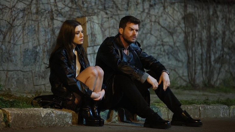 Show tv Aile 8. bölüm izle