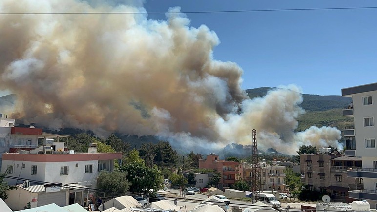 Hatay'da ormanlık alanda yangın! - Resim : 1
