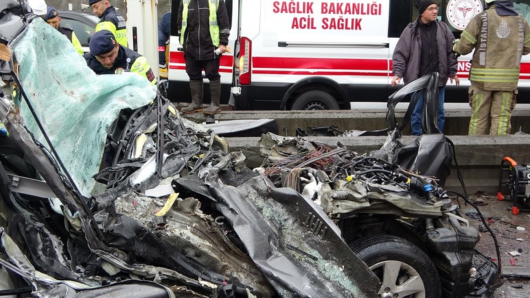 Gişe değil ölüm yolu, her yıl bir ilçe kadar insan ölüyor - Resim : 2