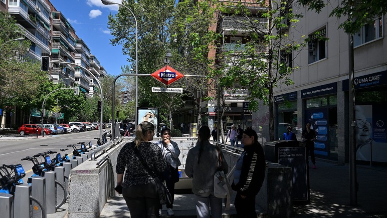 Avrupa'da elektrik kaosu! Peşe peşe açıklamaları geliyor: "Nadir görülen bir atmosferik olay..." - Resim : 4