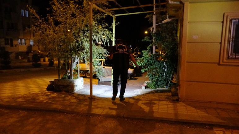 Malatya'da silahlı ve bıçaklı kavga: 1 yaralı - Resim : 1