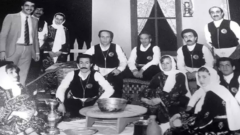 Türk Halk Müziği sanatçısı Bahattin Karakoç 74 yaşında hayatını kaybetti - Resim : 1