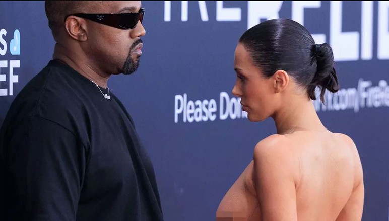 Kanye West: Karım üzerinde söz hakkım var - Resim : 1