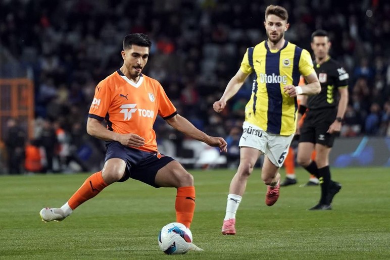 Fenerbahçe, Başakşehir karşısında zorlanmadı - Resim : 2